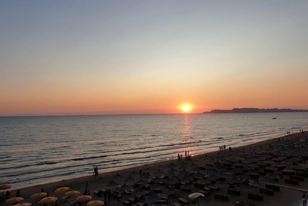 Modern Sea View Apartment For A Perfect Holiday Durrës Exterior foto